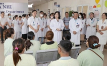 Bác sĩ, dược sĩ được xếp lương từ bậc 2 ngay khi tuyển dụng, nâng phụ cấp ưu đãi lên tối thiểu 70%