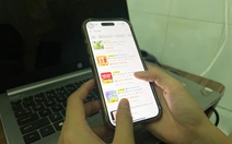 Ly cà phê 40.000 đồng ship 60.000, quán xá cạnh nhà, người trẻ vẫn thích đặt đồ ăn 'đến tận giường'