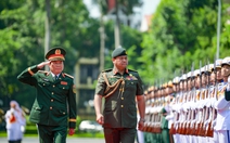 Đại tướng Nguyễn Tân Cương hội đàm với Tư lệnh Quân đội Hoàng gia Brunei