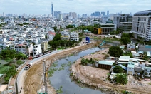 Thi công cải tạo rạch Xuyên Tâm gặp khó vì mặt bằng 'da beo'