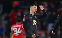 Cầu thủ Pháp lập kỷ lục đáng quên trong lịch sử Premier League