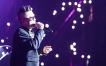 Sau im ắng vì cáo buộc tấn công tình dục 6 năm trước, Kim Gun Mo trở lại sân khấu