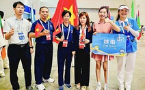 Cô 'thợ săn học bổng' nuôi ước mơ cho hàng trăm sinh viên nghèo