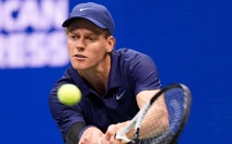 Sinner bị trộm đồ ngay trên sân đấu ở US Open 2025