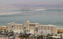 Israel: Khi người mua nhà quan tâm đến nơi trú ẩn hơn chỗ đậu xe