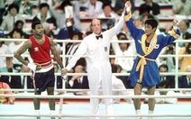 Trả lại huy chương vàng Olympic cho đối thủ sau hơn 30 năm