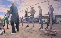 Cựu ngôi sao F1 bị bắt vì tung cước vào kẻ bắt nạt con trai mình