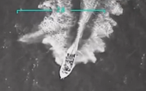 Mỹ dùng 'máy bay giả dân sự' tấn công tàu nghi buôn ma túy?