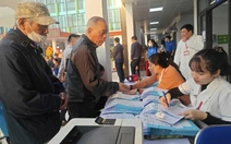 Khám tại trạm y tế, được bác sĩ tuyến trung ương điều trị