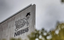 Singapore thu hồi lô sữa công thức cho trẻ sơ sinh của Nestlé và Dumex vì có độc tố