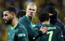 Thua sốc ở Champions League, dàn sao Man City góp tiền hoàn vé cho CĐV