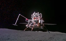 Phát hiện vật liệu chưa từng thấy trong tự nhiên từ vùng tối của Mặt trăng