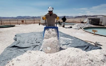 Doanh nghiệp châu Âu kêu gọi ưu tiên sử dụng lithium 'hàng nhà' cho pin xe điện