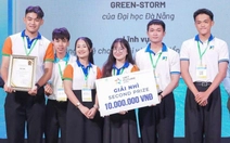 Thương mẹ cực nhọc làm vườn, sinh viên chế tạo máy đóng bầu cây giống