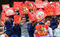 Chở Tết đến sớm với công nhân đường sắt trên 'chuyến tàu hạnh phúc'