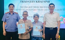 Người đàn ông 66 tuổi được cấp lại giấy khai sinh sau nhiều năm thất lạc