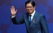 Tổng thống Philippines tươi cười xuất hiện sau tin đồn đã qua đời