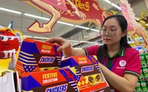 Hàng Tết ùn ùn đổ về Đà Nẵng, dân tranh thủ sắm Tết sớm