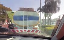 Chú mượn xe khoét phim cách nhiệt, chủ xe từ bực mình quay sang biết ơn