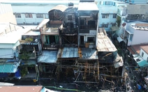 Vụ cháy ngay chợ Nhị Thiên Đường, phường Bình Đông: 4 căn nhà bị thiêu rụi hoàn toàn