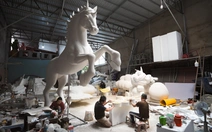 Khám phá xưởng làm ngựa khổng lồ phục vụ đường hoa Nguyễn Huệ 2026