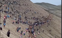 Video được chú thích là cảnh người Iran 'chạy lên núi' trốn đàn áp thực chất là gì?