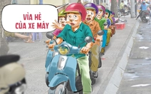 Ùn tắc cục bộ trên vỉa hè vì... cố chấp