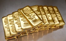 Giá vàng thế giới vượt mốc 5.000 USD/ounce