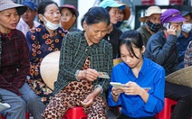 Chuyến xe mùa xuân: Chở giấc mơ sum họp ngày Tết