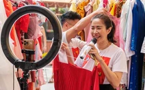 Nghệ sĩ kêu gọi quyên góp quần áo bán gây quỹ giúp bệnh nhi ung thư