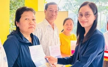 Xã Bình Chánh, TP.HCM trao thông báo và tặng biển số nhà cho 4.000 hộ dân