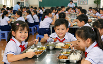 Từ vụ suất ăn Sago Food, phụ huynh đề nghị được giám sát bếp ăn nhà trường