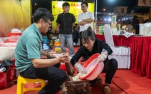 Người dân Quảng Trị thưởng thức trăm thứ quà quê qua ngày hội OCOP đón xuân Bính Ngọ