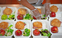 Các nước quản lý bữa ăn bán trú ra sao?