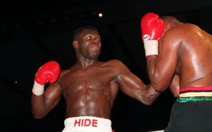 Cựu vô địch quyền anh thế giới bị cáo buộc đấm cảnh sát