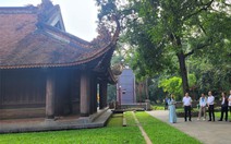 Tạm đình chỉ hướng dẫn viên tại khu di tích Lam Kinh