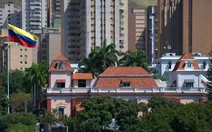 Nổ súng gần phủ tổng thống Venezuela, chưa rõ nguyên nhân