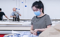 Vì sao nhà máy 'khát' lao động dù lương thưởng tăng mạnh?