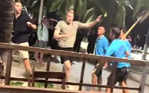 Đình chỉ hoạt động BlueSea Beach & Bar ở Nha Trang có nhân viên cầm xẻng dọa đánh khách nước ngoài