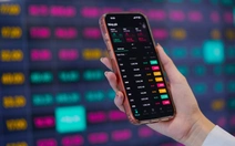 VN-Index tăng hơn 12 điểm nhờ lực kéo từ 3 ông lớn ngân hàng