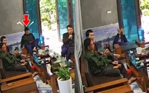 Ông chú ngã chổng vó vì chiếc ghế 'hư hỏng'