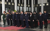 Thủ tướng cùng nhiều lãnh đạo viếng nguyên Phó chủ tịch Hội đồng Bộ trưởng Đoàn Duy Thành