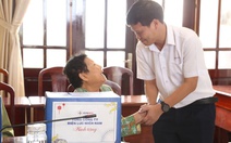 Điện lực miền Nam mang Tết đến với người nghèo