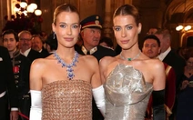 Cháu song sinh của Công nương Diana diện đồ đồng điệu tại dạ tiệc Opera Vienna Ball