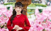 NSND Mỹ Uyên gởi đến bạn đọc báo Tuổi Trẻ lời chúc mạnh khỏe, bình an