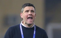 Mắng trọng tài ngoại té tát, HLV CLB Ninh Bình bị kỷ luật nặng