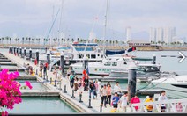 Mùng 4 Tết, Nha Trang đón tàu biển chở hơn 3.500 khách du lịch từ Mỹ, Úc, Trung Quốc...