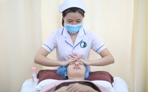 Cứu làn da xuống sắc do thức khuya, ăn uống thất thường dịp Tết