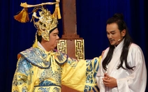 Sân khấu tưng bừng kịch Tết