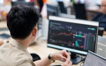 VN-Index tăng nhẹ hơn 7 điểm, động thái trái chiều của khối ngoại tại HPG và FPT